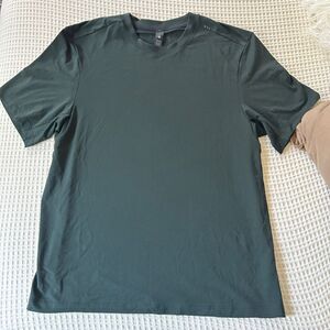 Lululemon Zeroed In Short-Sleeve Shirt Black Green